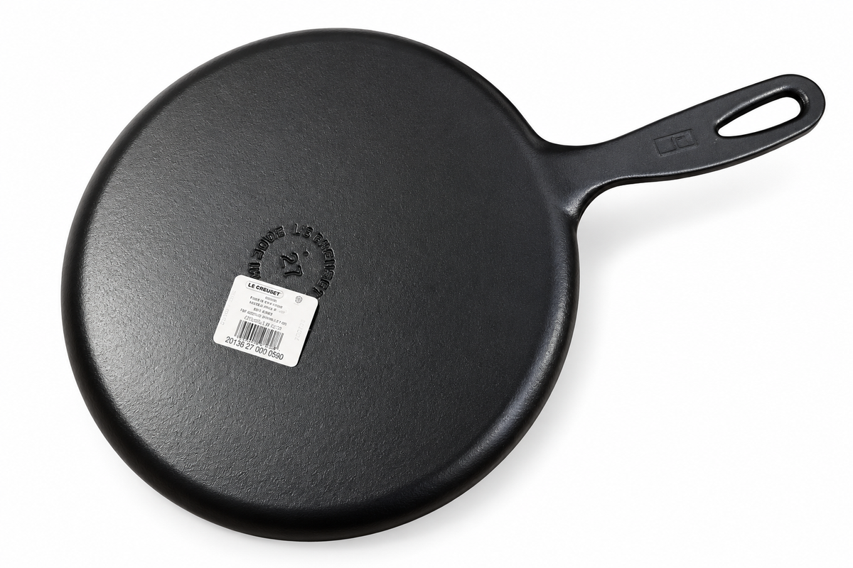 Le Creuset Cast Iron Crêpe Pan 27cm, Matte Black, with Spreader & Spatula | Open Box