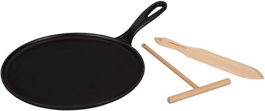 Le Creuset 27cm cast iron crepe pan, matte black, with spreader and spatula – actual item photo